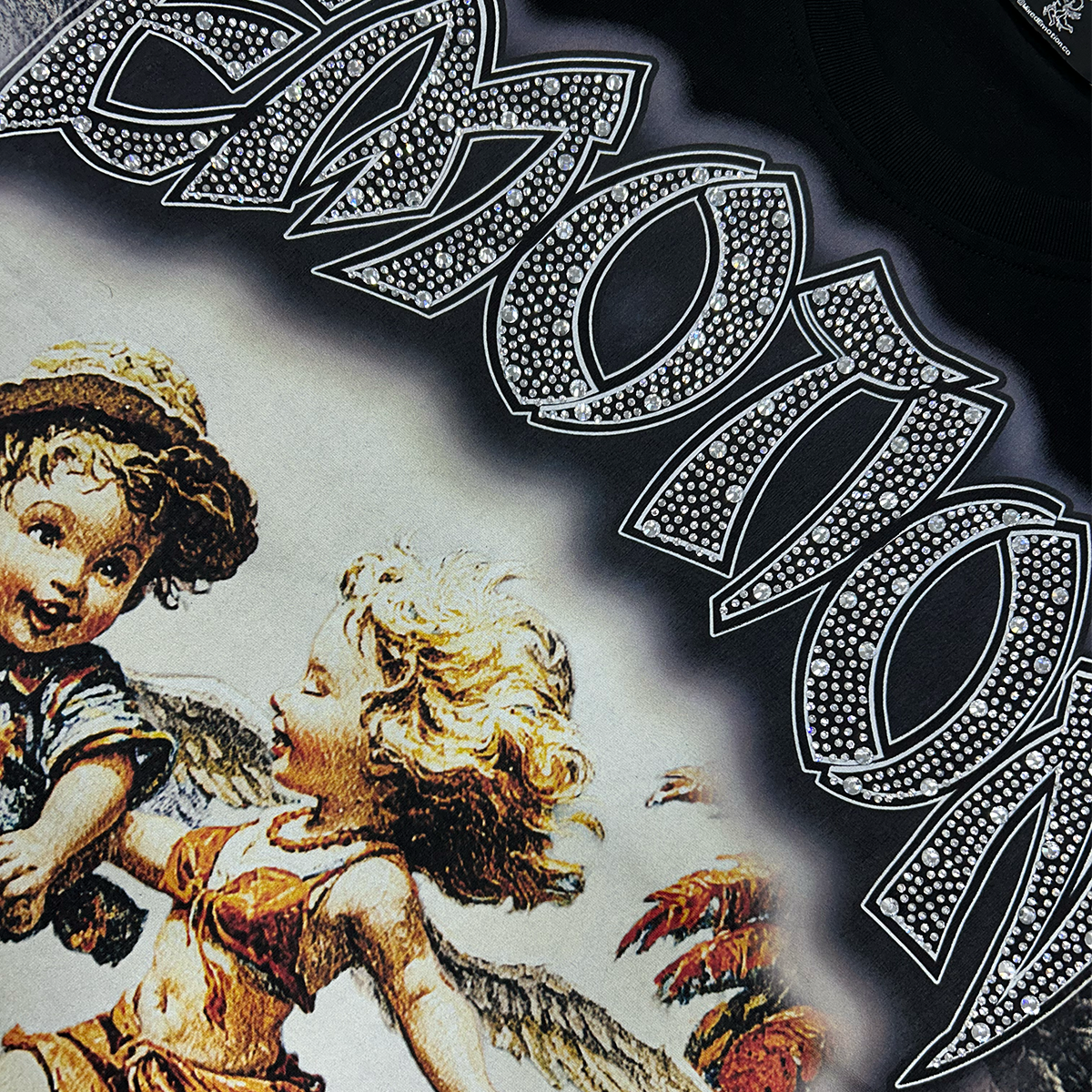 mixed-emotion-seaside-rhinestone-tee-black-6-rings-clothing