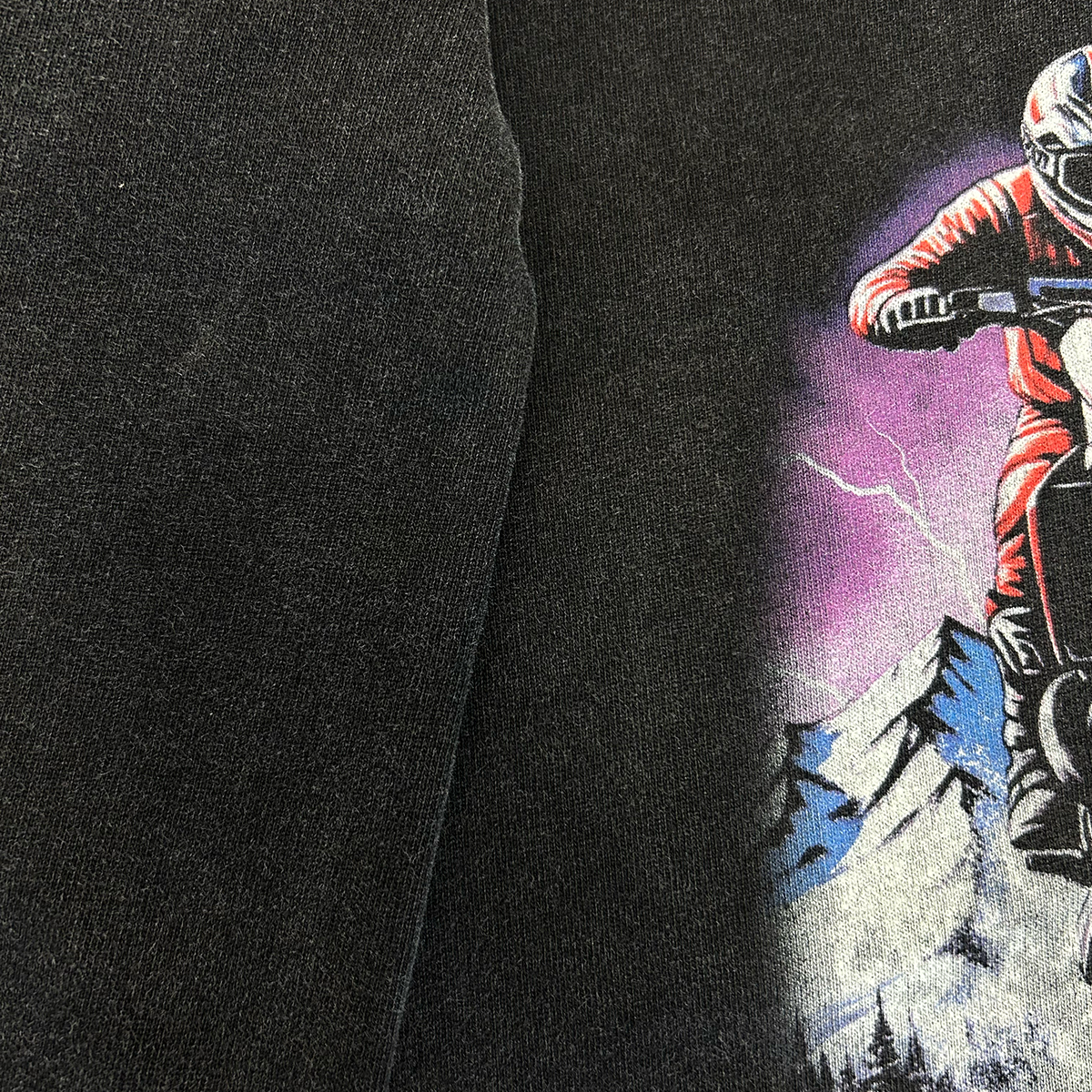 duaa-focused-long-sleeve-rhinestone-tee-vintage-black-6-rings-clothing