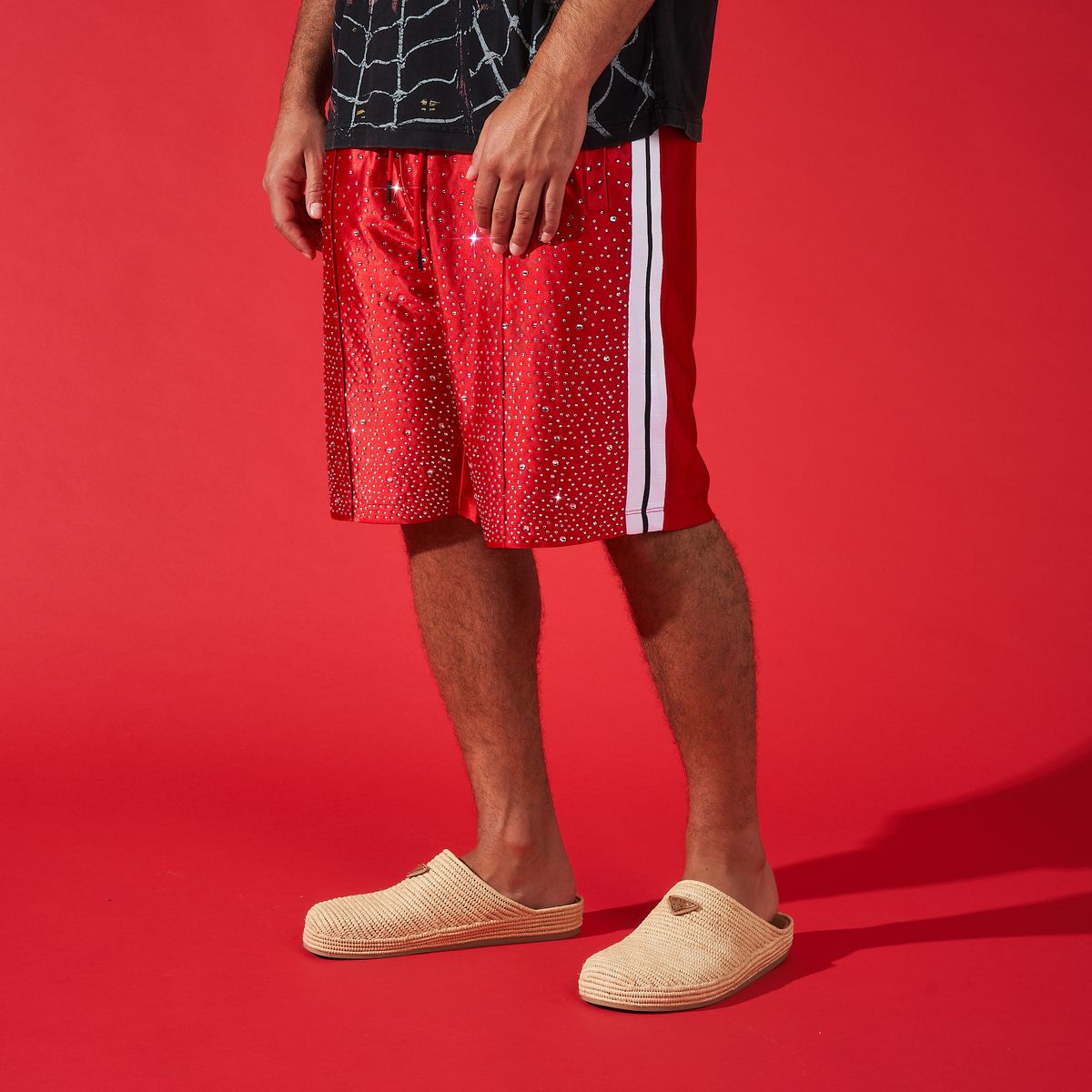 duaa-flourish-red-stone-track-short-6-rings-clothing