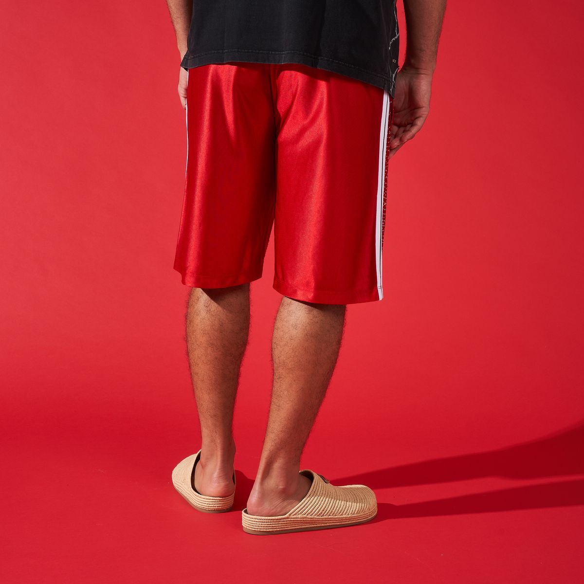 duaa-flourish-red-stone-track-short-6-rings-clothing