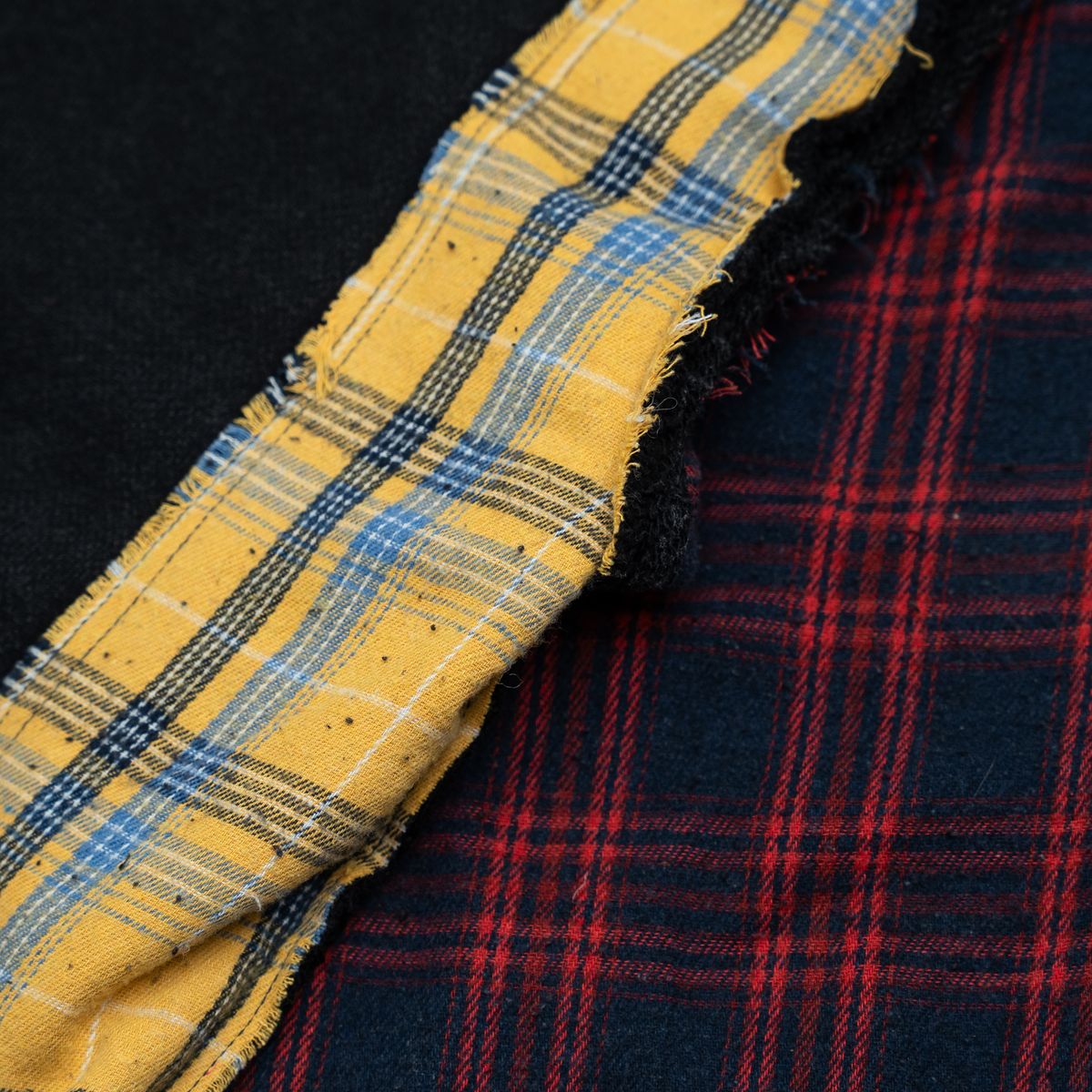 free-refills-multi-flannel-hoodie-black-6-rings-clothing