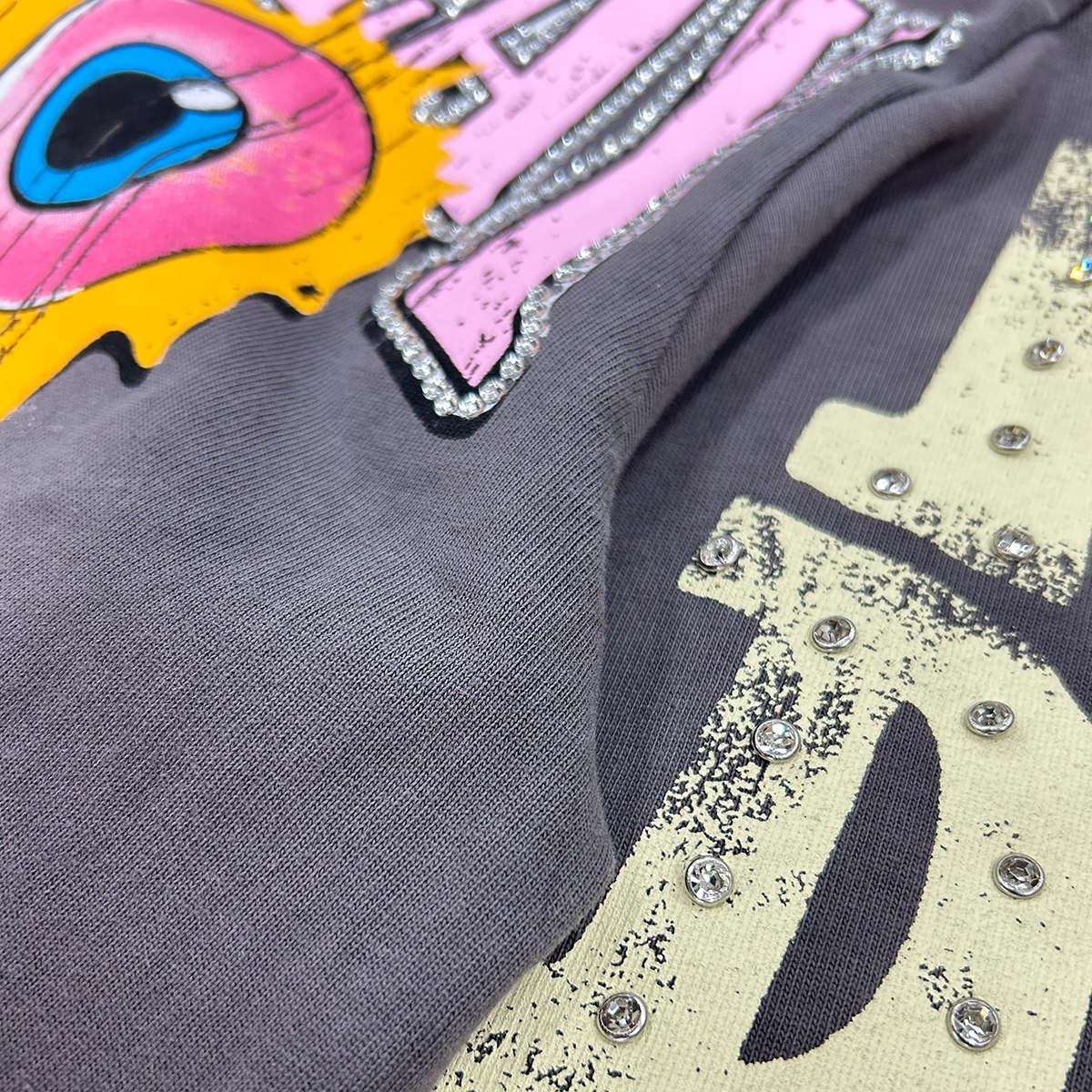 roughplay-soul-is-mine-long-sleeve-gray-6-rings-clothing