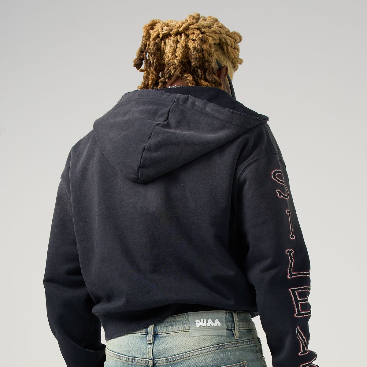 duaa-snake-hoodie-vintage-black-6-rings-clothing